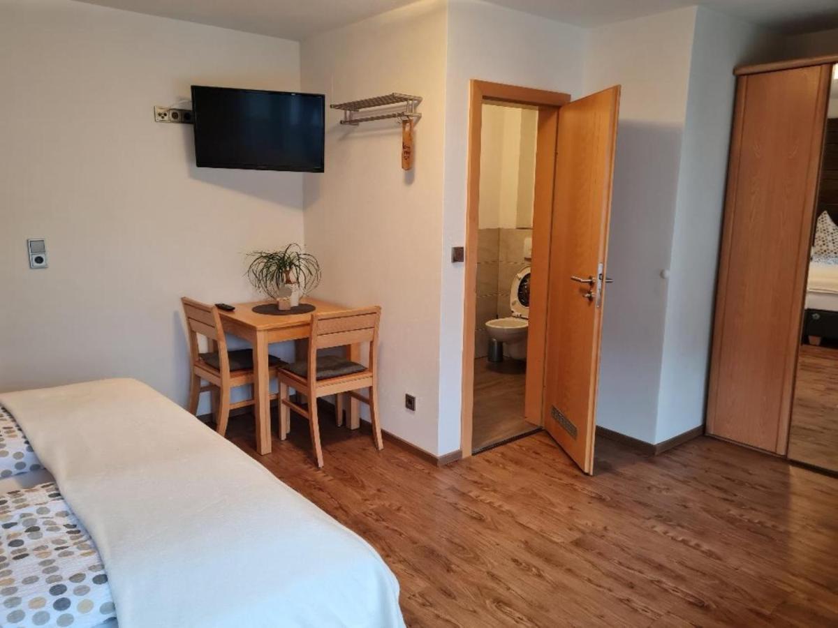 Gaestehaus Lehr Kinding Exterior foto